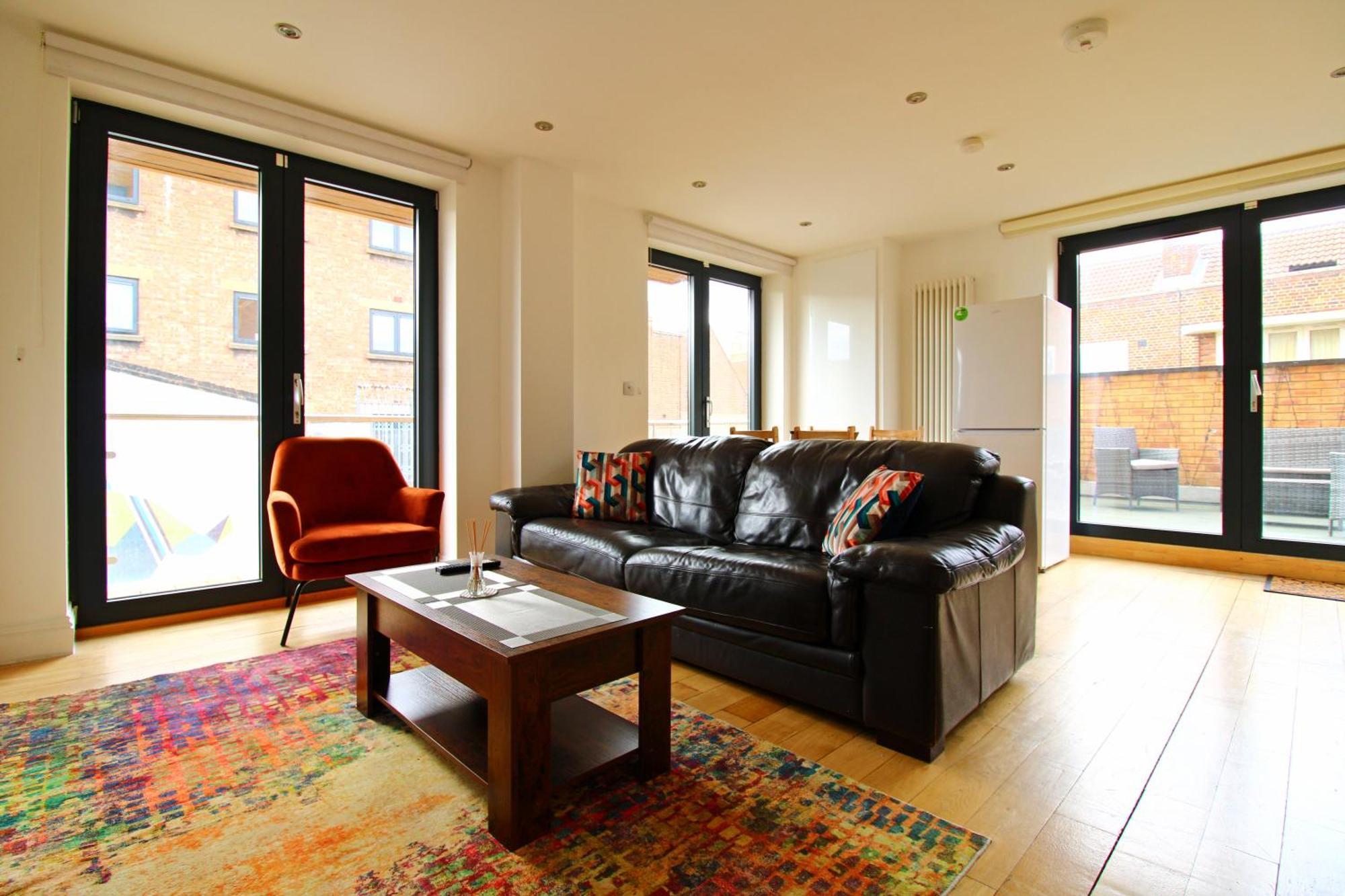 Hoxton Shoreditch 2 Bed 2 Bath Roof Terrace